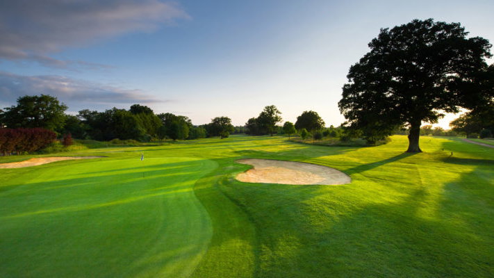 Golf clubs being SOLD in record fashion since courses reopened